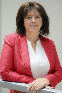 DSC_9116_Dr-Horvath-Agnes-rektor_2022-200x300